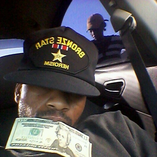 MannEMannz's profile picture. Esg.nt