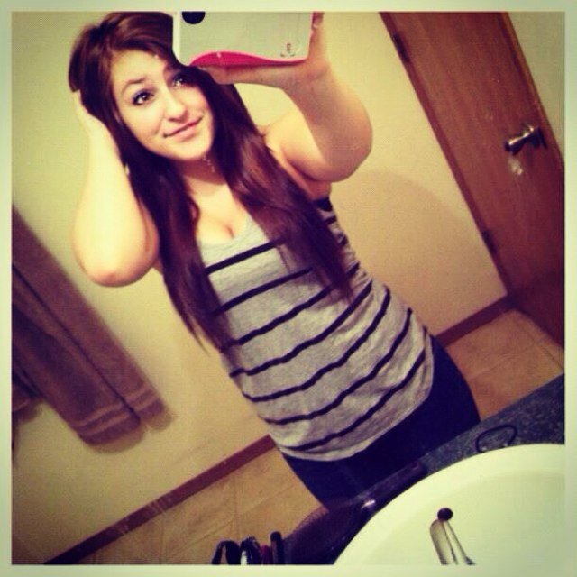 macyds133's profile picture. Just another teenage girl who's life was saved by @ddlovato ❤️ taken by my lil' skyscraper