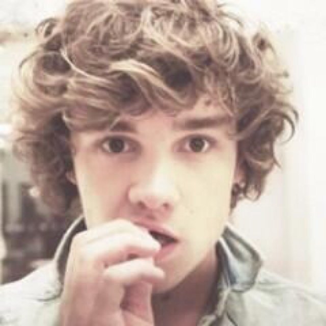 @sniffleniall :)