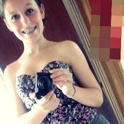 Vejo apenas duas escolhas na vida: Ser Feliz ou ser mais Feliz! ;D