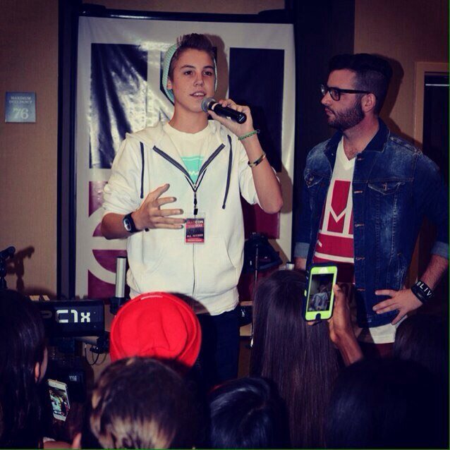 I love magcon especially Matthew Espinosa