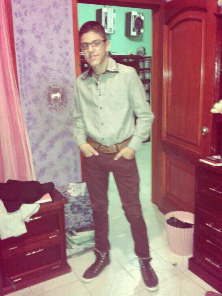 #siguemeytesigo