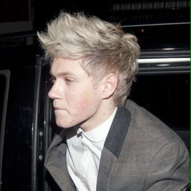 follow @cutiesnxrry and @kelsey_edge or im unfollowing. ill be checking so dont pull any slick tricks u fag