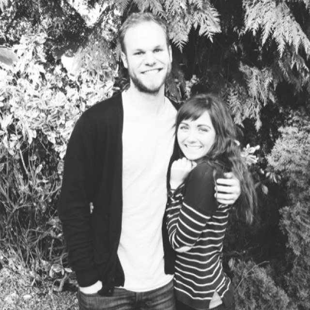 Family loving, cookie baking, gym going, Jesus follower {Luke 1v45}