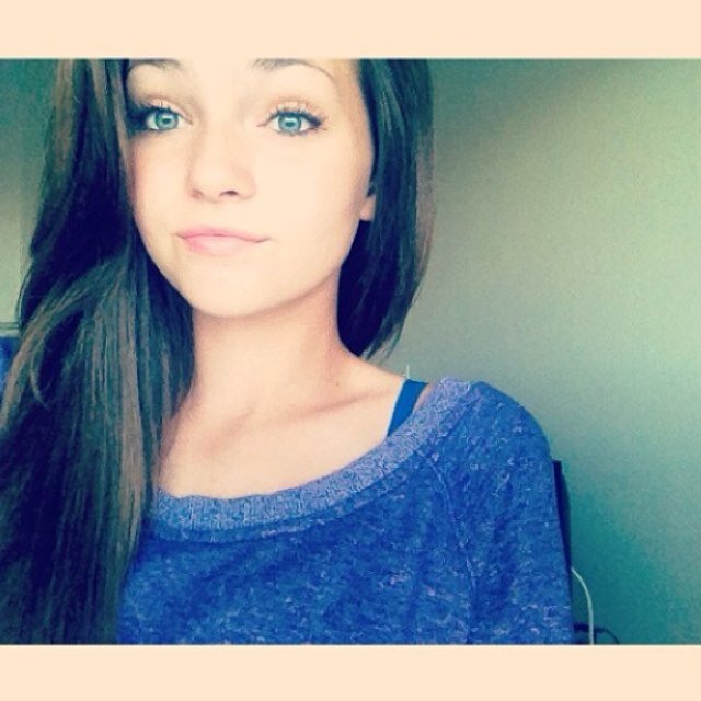 Jessieee ☺️ junior 16 leo♌️ Desert Oasis high school⚽️ new twitter follow me ☺️✨