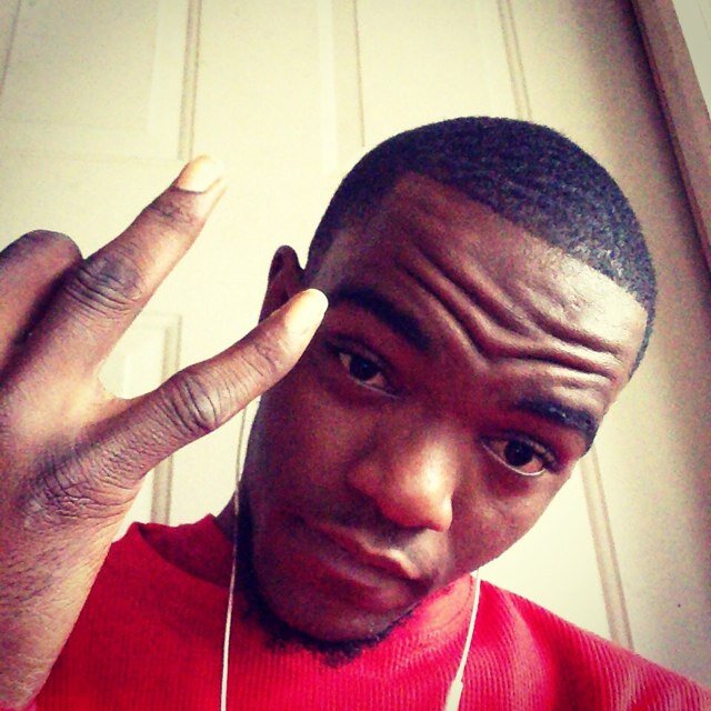 I Fuck wit everybody that Fuck with me... I ain't with all the bullshit I chase paper bitch!!