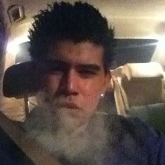 Beat Maker. Marketer. Entrepreneur. chuybeats@gmail.com (serious inquires only) http://t.co/PAA3ycmUsx