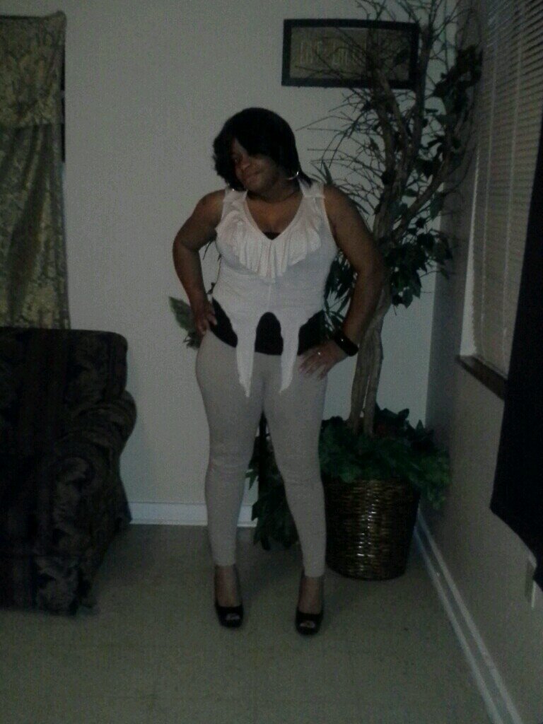 young mother of 4 love my life n love to enjoy life my kids our my pride n joy # young&beautiful#single mother of 4#