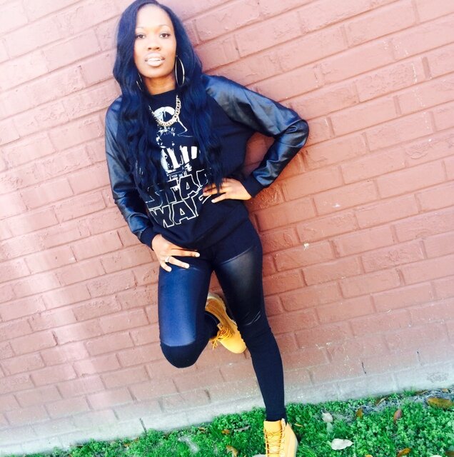 Self made bitch envied by most females money is mii only motivation success is what I want to become