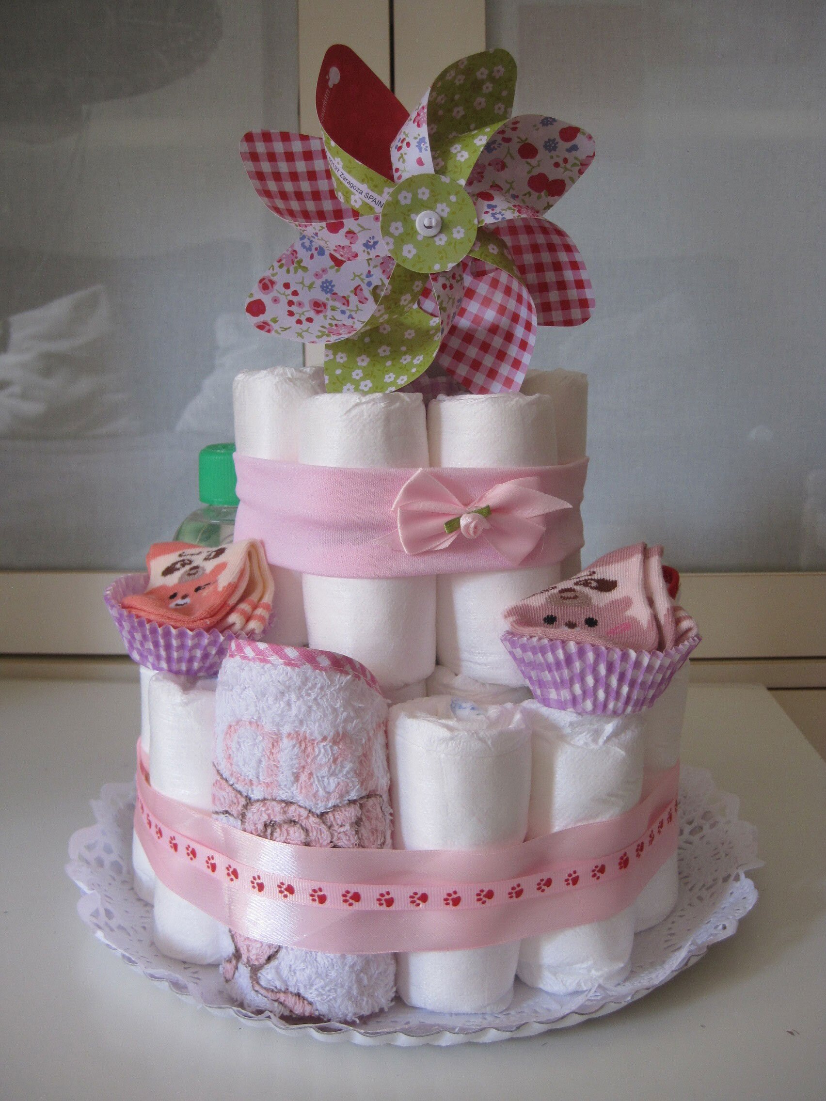 Tienda on-line de venta de pasteles de pañales para regalar a futuras mamas.!Felicidades!