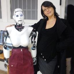Professeur d'orgue et de piano - Nouvelles technologies - Testeuse pour @planeterobots.
Blogs : https://t.co/CaLMqbJ3El - https://t.co/oVji2GZ6sm