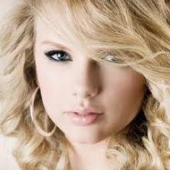 MerveBolat13's profile picture. 