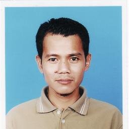 age 43 n married. live n work in jb. my wife live in lipis.