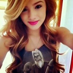 Quer frases de todos os tipos: Humor, Depressão, Bipolaridade, Vida, Amor, Saudade, etc. Então Chega Ai ;3
