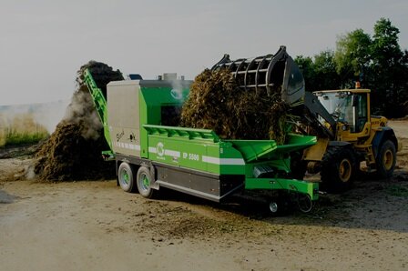 Your official partner for Willibald shredders, screens and recycling plants.