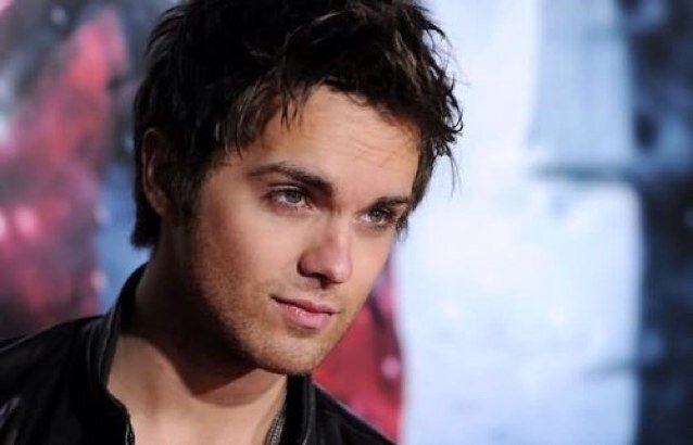 This page is dedicated to thomas dekker! I'm his biggest fan! He is very talented and amazing. My goal is to get him to follow me. It would mean everything!