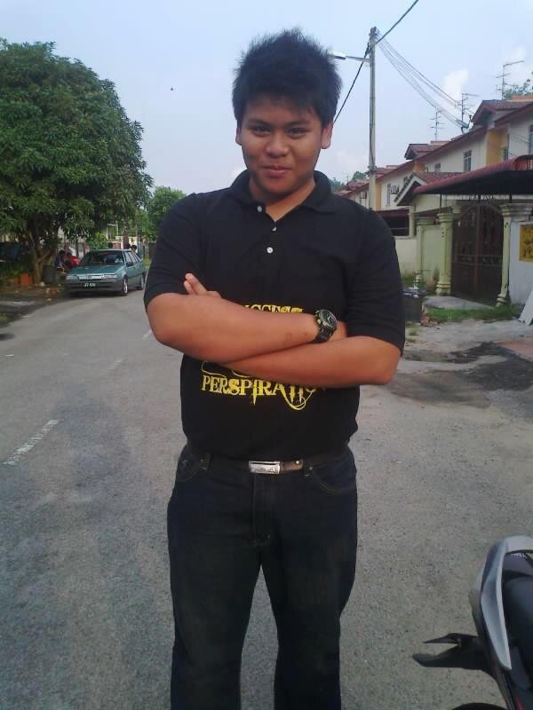 IzatHere's profile picture. KakiFutsal KakiBola KakiTido KakiRempit