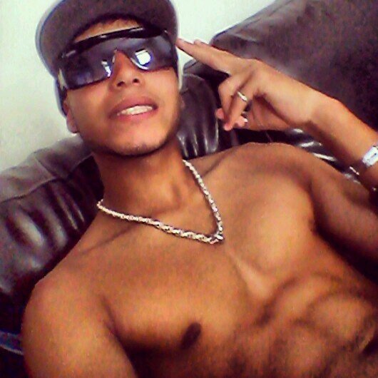 eu sei que tua amiguinha acho meu perfil de mais, fica tranquilinha de onde eu venho tem mais!