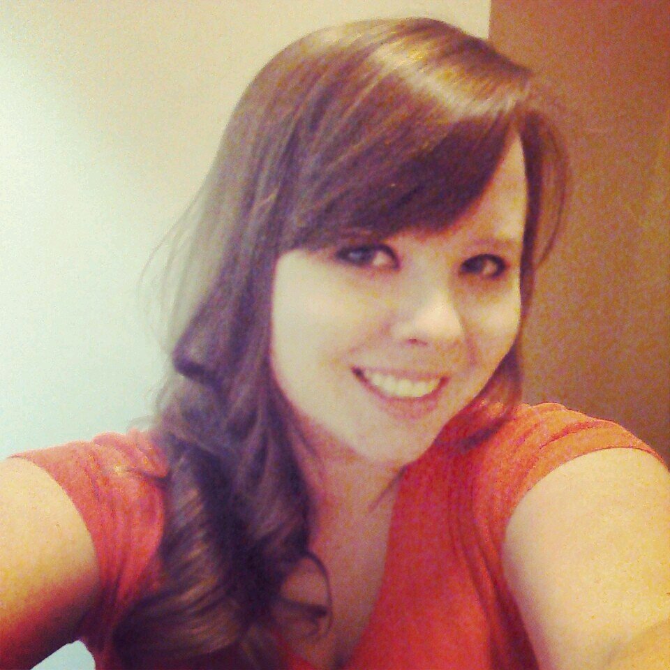 I'm a down home Southern Girl who loves The Lord, Fall weather, Laughing with friends, Eating good food, Photography and Spending time with my Family.