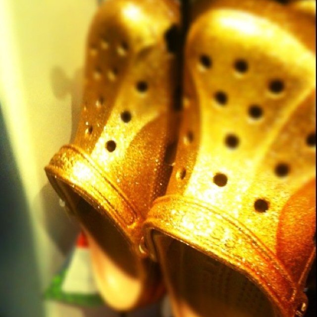 Bringing socks and crocs back in style!
Account Managed by: Grantjones111
#bigscoopnation #dftdkicks