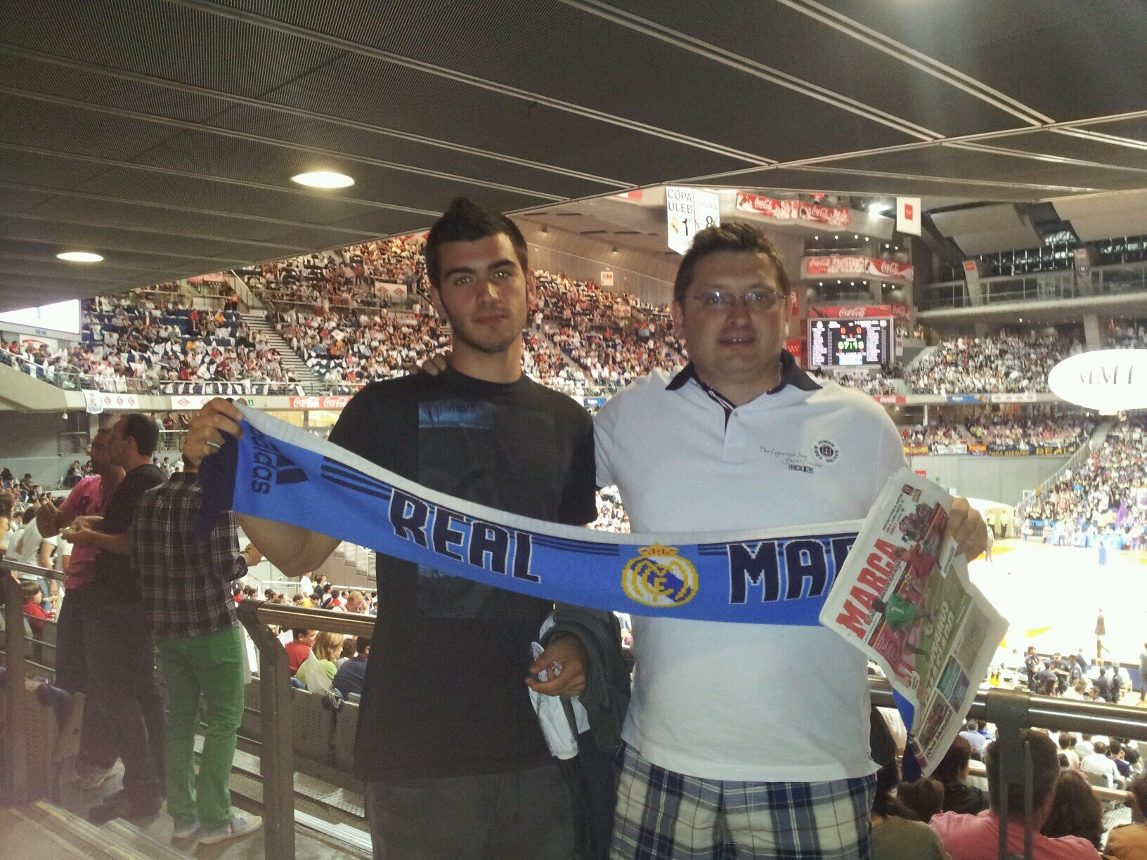 ArconesJuan's profile picture. Creyente, español, felizmente casado hace 34 años, del Real Madrid y amo Madrid, Segovia y el mar y la montaña... ¡y soy zurdo!