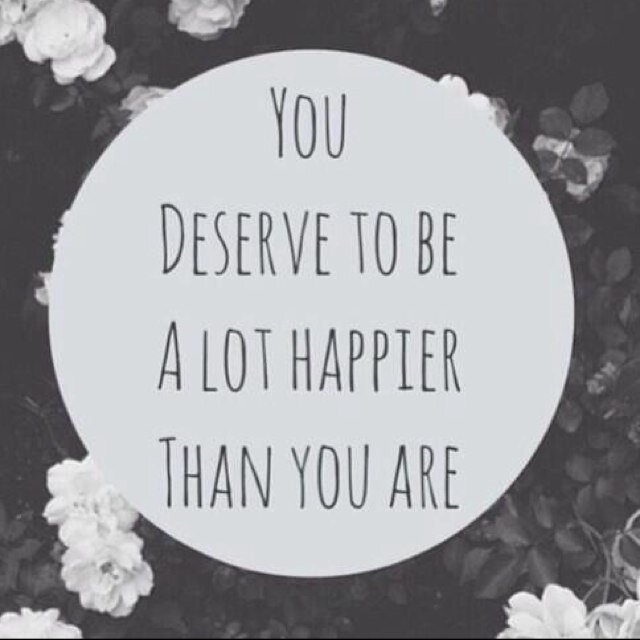 If You're Reading This, I Just Wanted To Tell You That You Deserve Your Dream Follow Whoever It Was. I Love You. Tweet Me Smile When Seen.