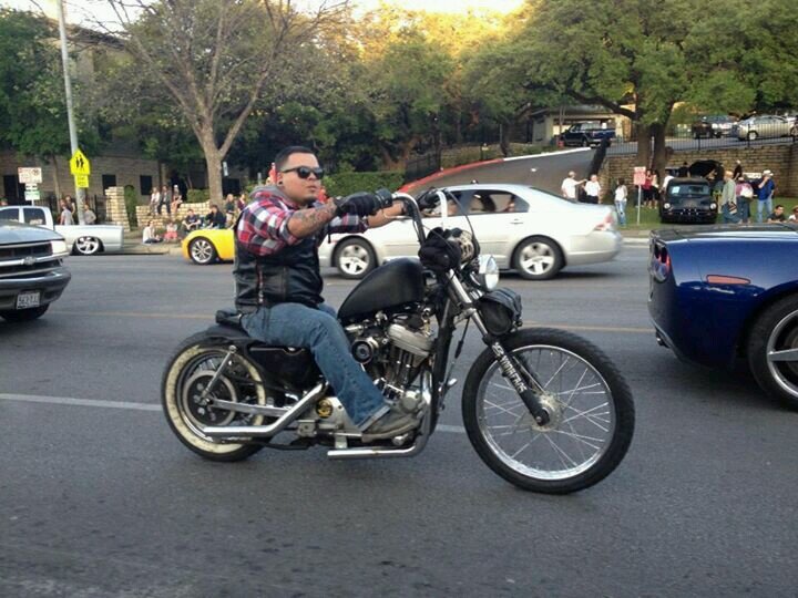 im jake.god fearing christian. father.biker.and awsome freind lol