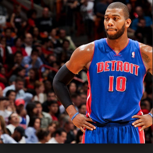 The official fan page of Detroit Pistons' Greg Monroe. All stats, highlights and news about @M10ose