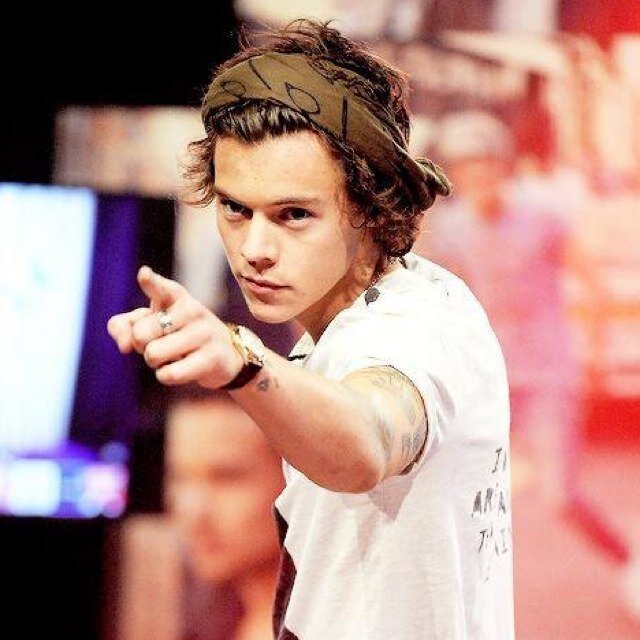 Hey hun:) You're beautiful and really important ❤️ never give up! Much love, @Alltime_niall x