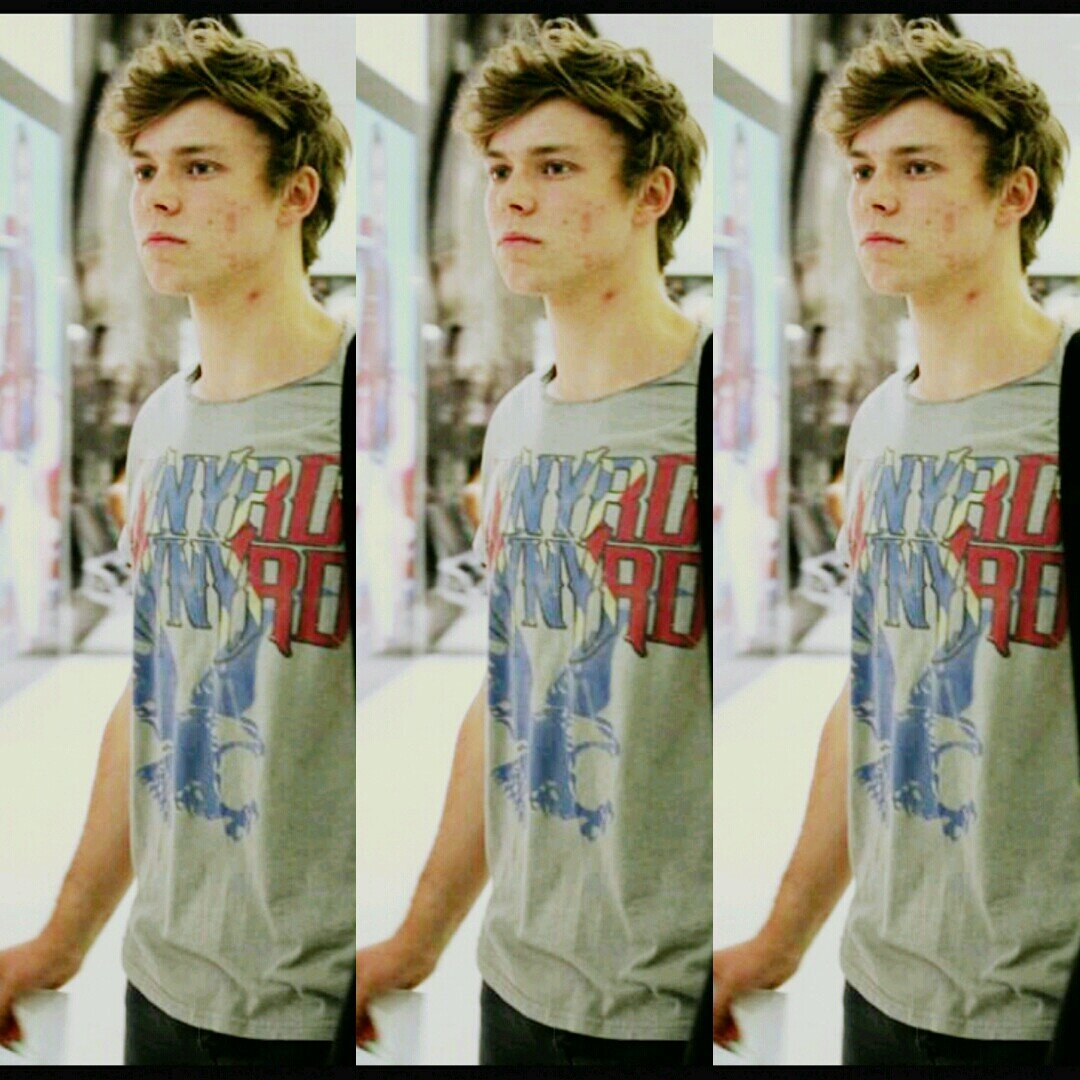PLEASE FOLLOW @wintxrmichael AND HELP HER REACH HER GOAL :-) THANKS I LOVE YOU