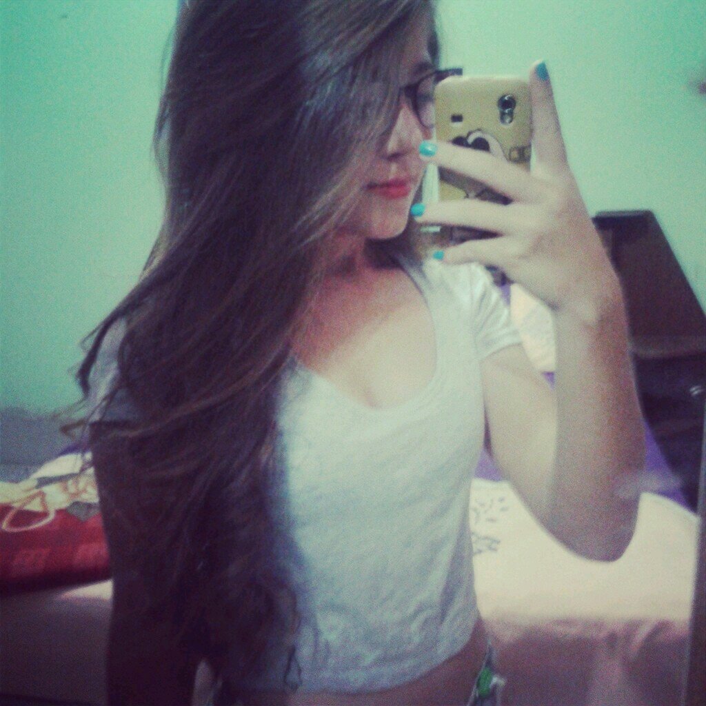 Loira, olhos claros, chata, 14, Poranga-CE! 
