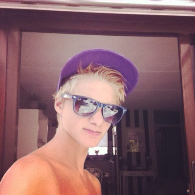 LuukvdPutten's profile picture. Soccer