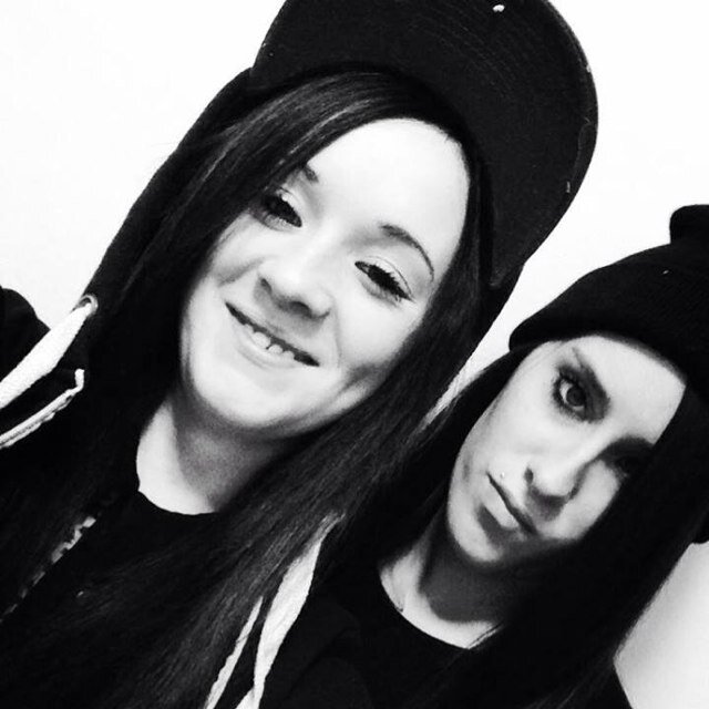 Two Crazy Girlies , Who like to have fun and sing 3