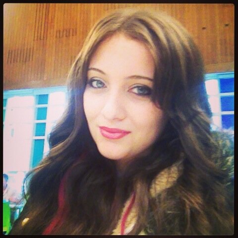 CharlotteLou96's profile picture. just another pointless bio