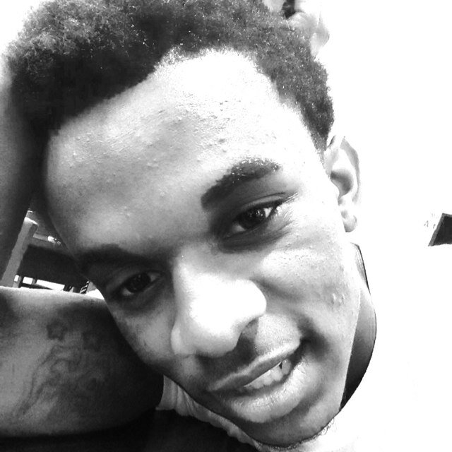 IM JUST A COOL LAYD BACK ASS NIGGA. AYE GO FOLLOW MY HEART @Call_me_ALLI❤️