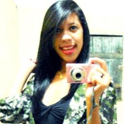 O nosso amor todos querem por um fim, querem nos afastar, tirar você de mim, eu amo você, não me importa o que vão dizer, eu quero só você ♫