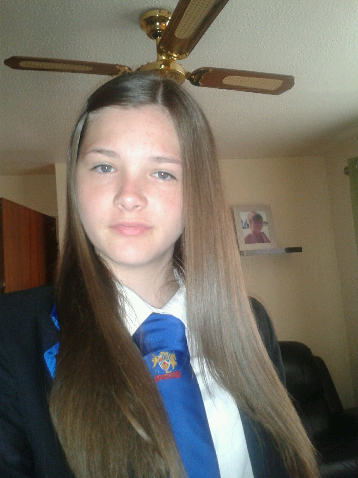 Follow me I follow back.♥