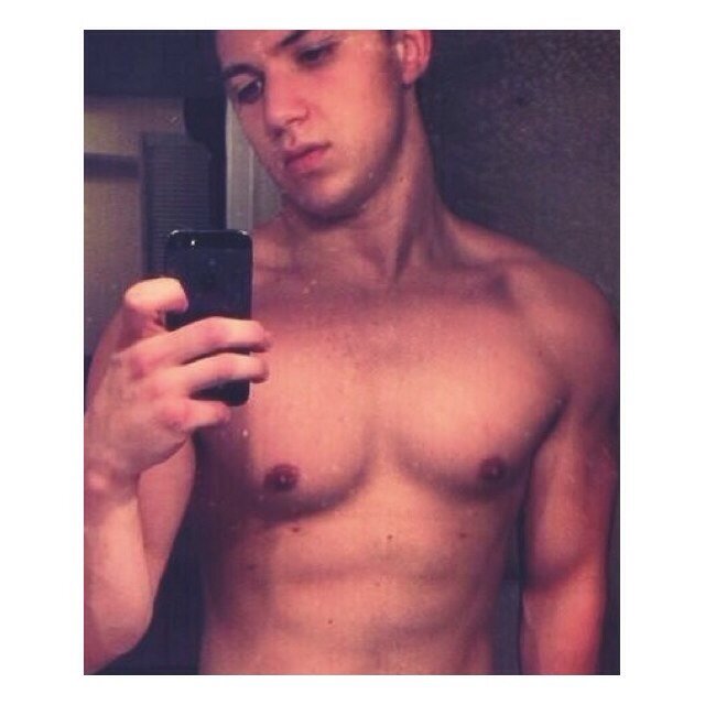 just an account appreciating how hot @JoeDiasOfficial is. lol
