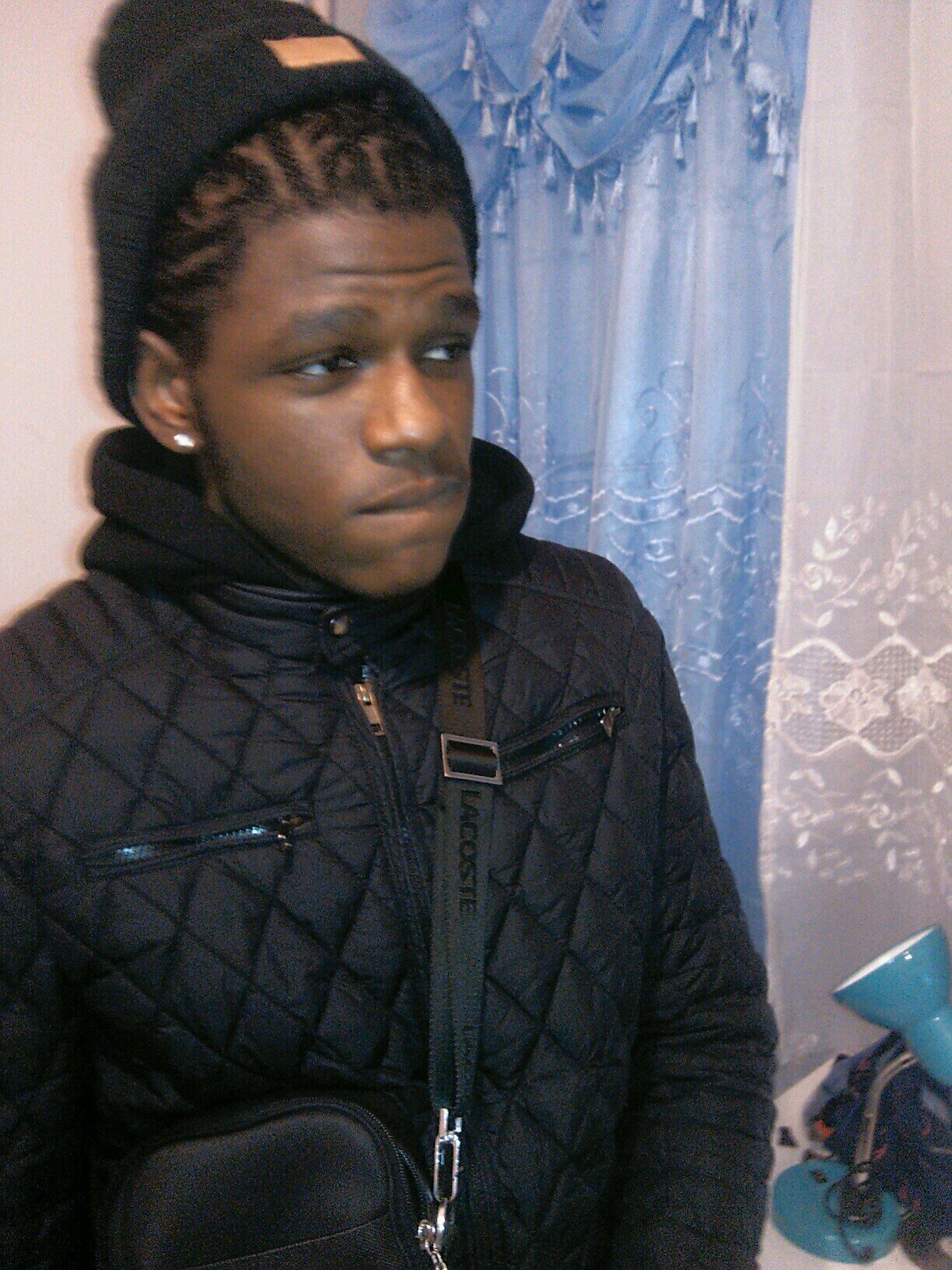 Il n'y a que sur Twitter que tu peux me suivre d'aussi près #TeamZouk #Team973# ★Guyane★ #FAMILLERJKSH