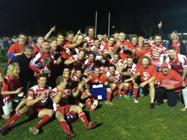 Husband, Dad, Pop, Parra Eels,Kincumber Colts, Border Collies & Bali. That is all that counts. Entertain me fellow Twits