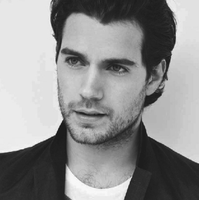 Im kind, smart and a little stuck up, reasonably popular. I really only talk to Ravenclaws. Marietta is mine. :winks 6th year. |Taken|RavenClaw|