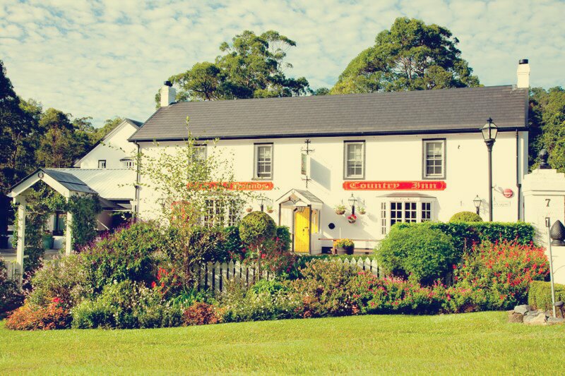 Dining, weddings & events venue in the Gold Coast Hinterland. New owners from Dec 2014. New website launching soon! FB: FoxandHoundsCountryInn