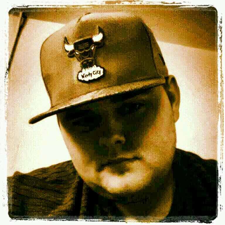 @ajeffers1500 #god  #daddy #ruckrida #custom #easttenn. #Little Athens TN http://t.co/qHc14lcFmi