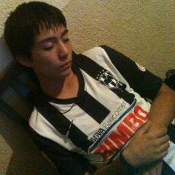 Soy  Hincha de @RayadosCom y  Fan de @pxndxmusic