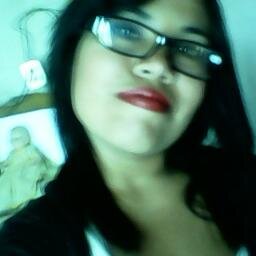 me encanta leer y escribir ...la lasagna y escuchar reegueton !!! =)