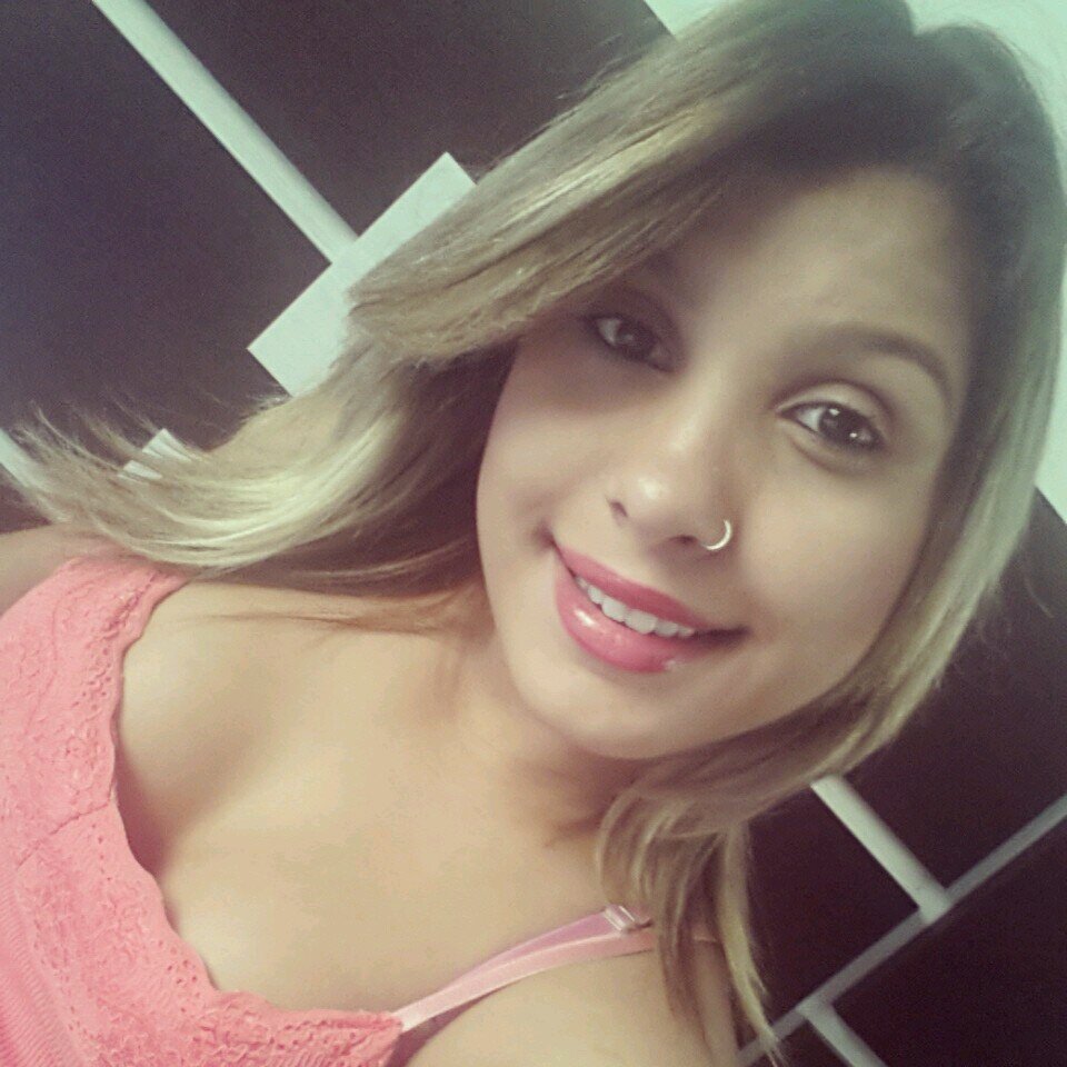 Facebook : https://t.co/xIDyrPG9l5                           segue insta : luuahna