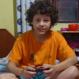 sou otaku com orgulho,gamer e adoro animes,meus preferidos são elfen lied,death note e zatch bell *------*