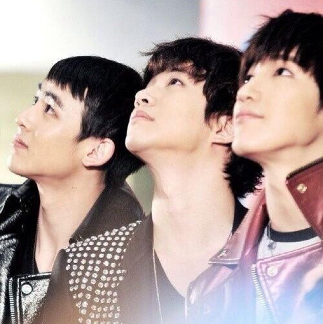 superjunior ,２ＰＭ ，TEENTOP, K-pop全般好きです(*´U`*)最近VIXX、BTOBにもハマってます！