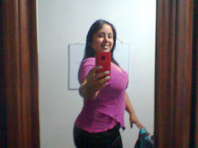 Soy una persona en busca de oportunidades realmente verdaderas y duraderas a fin de poder concretar mi futuro y con mi familia a mi lado.