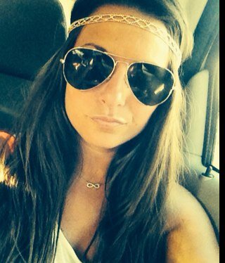 amanda_foegley's profile picture. live well, laugh often, love much